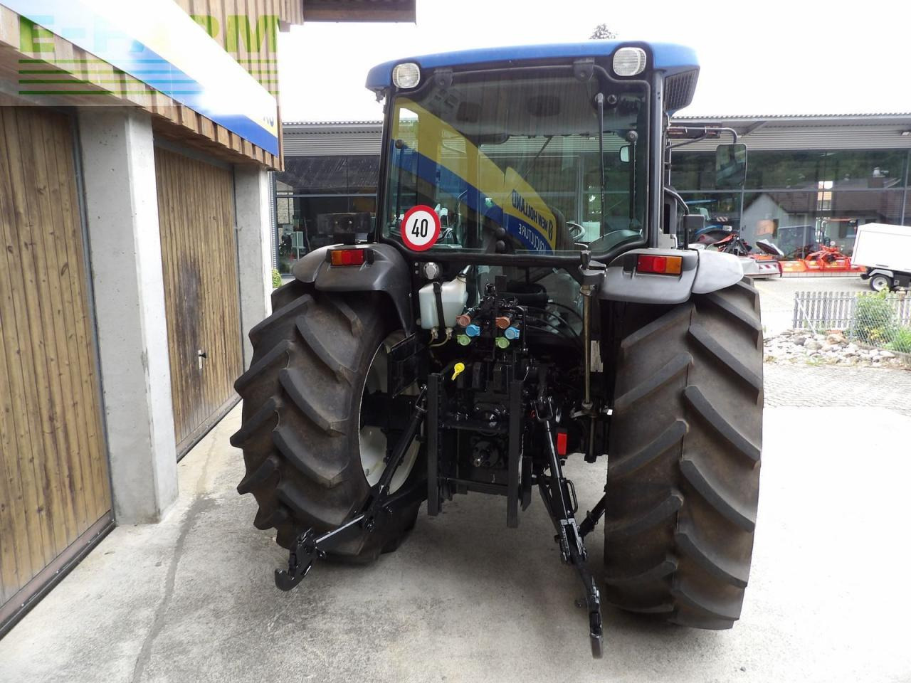 New Holland new holland tn 95 da DA - Tracteur agricole: photos 4 New Holland new holland tn 95 da DA - Tracteur agricole: photos 4