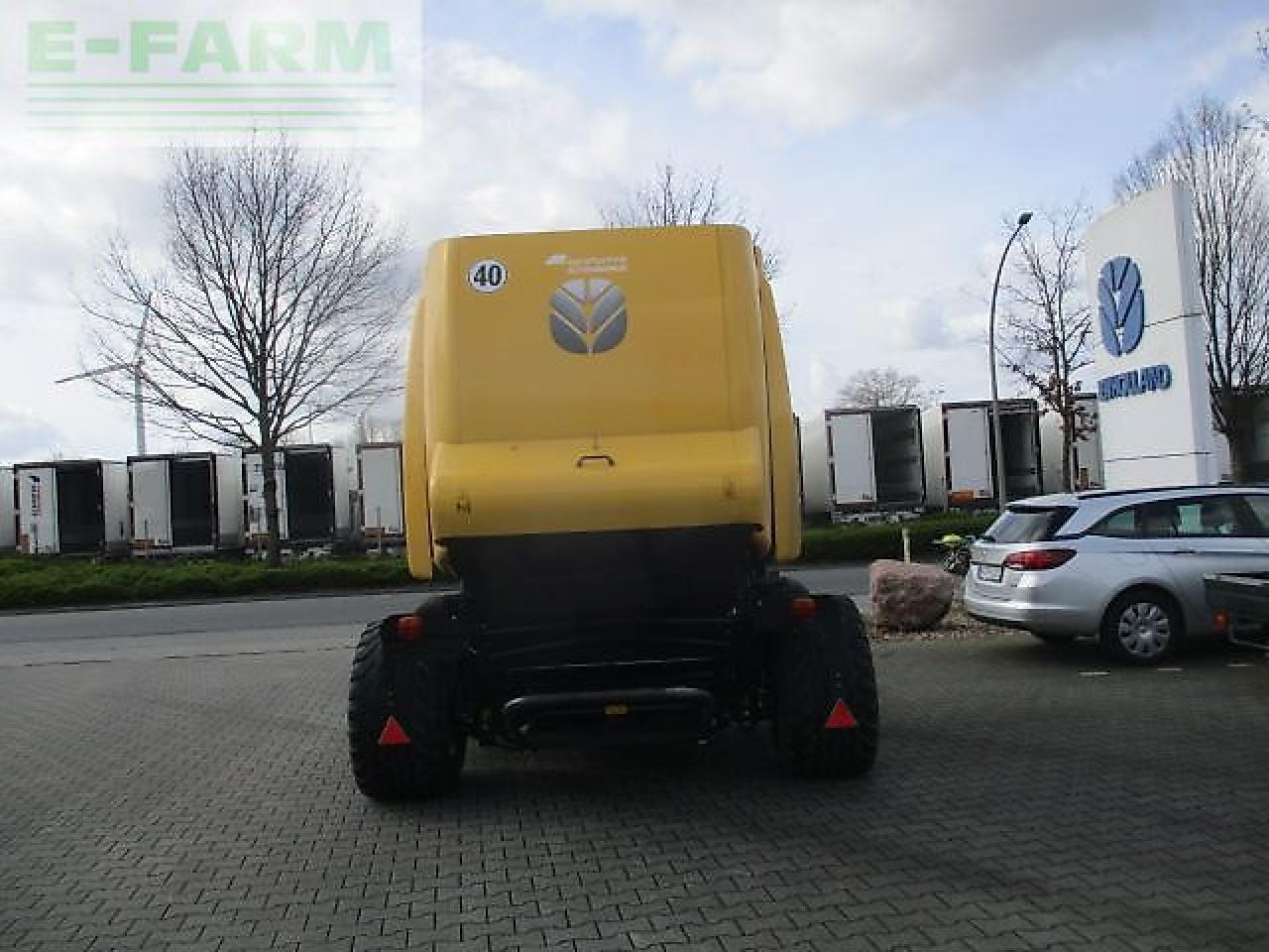 New Holland rb 180 - Presse à balles cubiques: photos 3 New Holland rb 180 - Presse à balles cubiques: photos 3