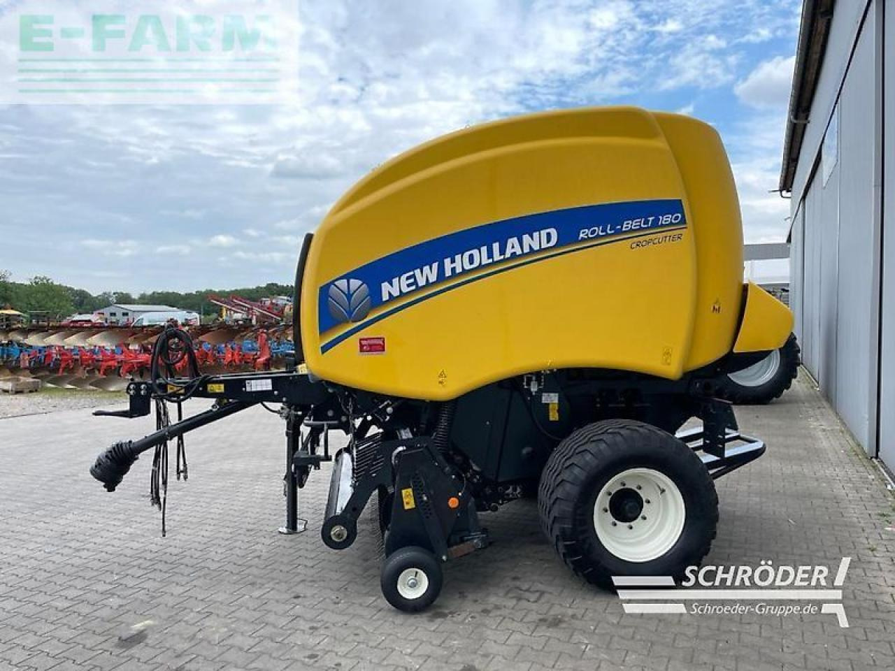 New Holland roll-belt 180 cropcutter - Presse à balles cubiques: photos 4 New Holland roll-belt 180 cropcutter - Presse à balles cubiques: photos 4