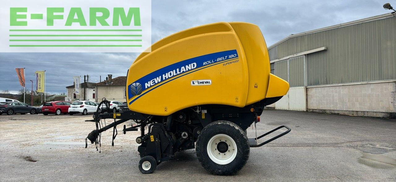 New Holland roll belt 180 superfeed - Presse à balles cubiques: photos 5 New Holland roll belt 180 superfeed - Presse à balles cubiques: photos 5