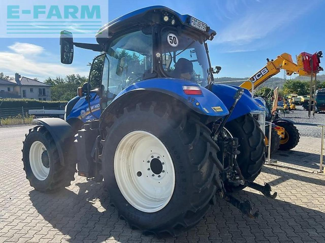 New Holland t 6.180 dc - Tracteur agricole: photos 4 New Holland t 6.180 dc - Tracteur agricole: photos 4