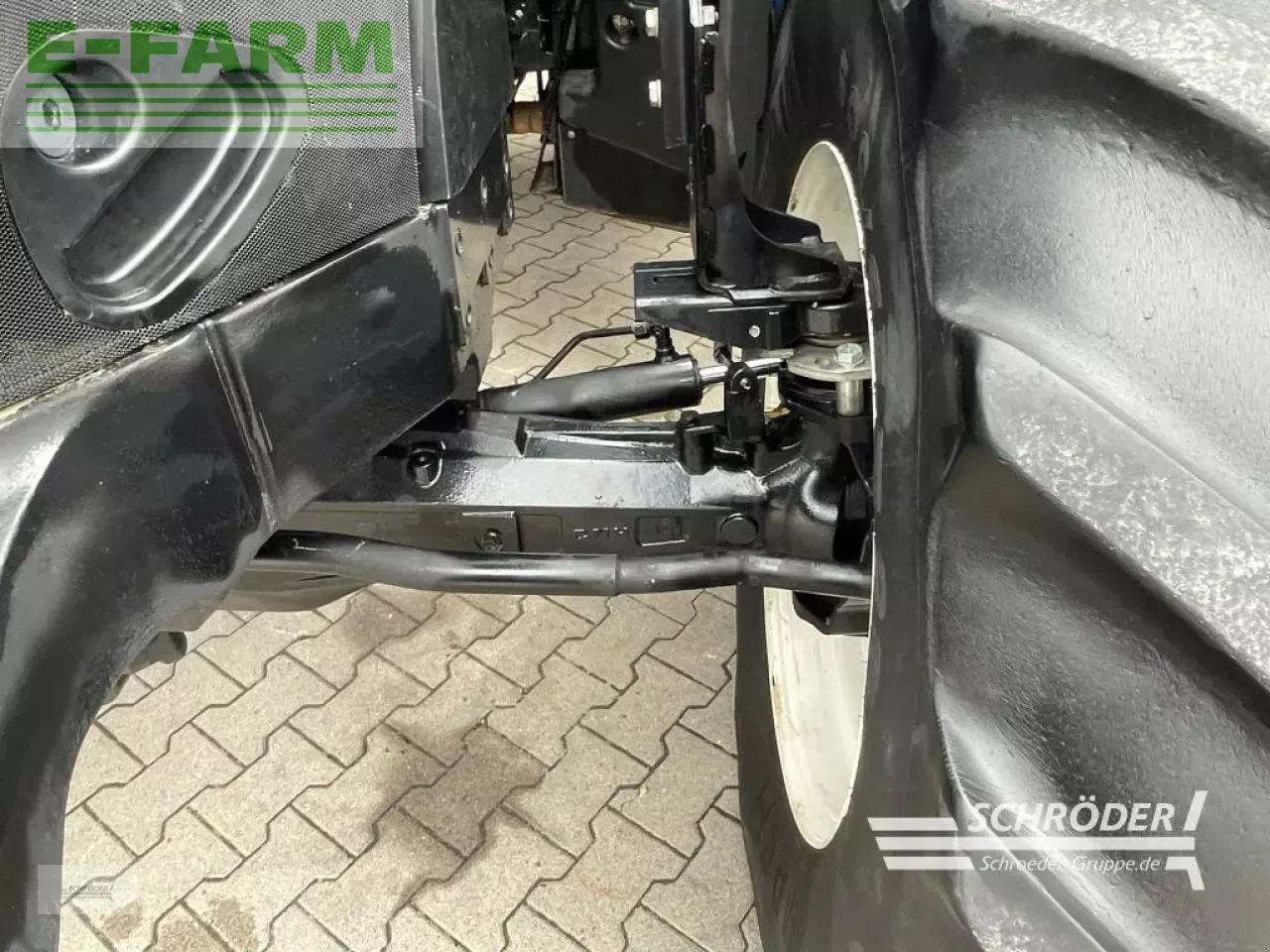 Tracteur agricole New Holland t 7.270 autocommand: photos 8 Tracteur agricole New Holland t 7.270 autocommand: photos 8