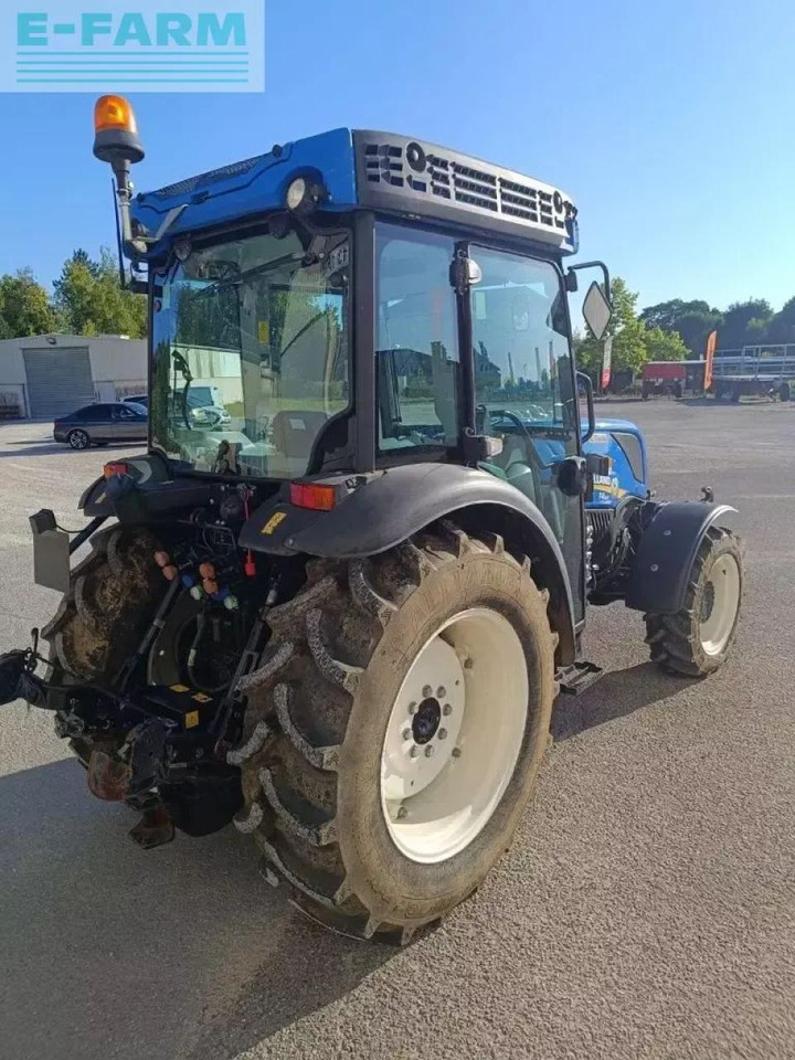 New Holland t4.80 f F - Tracteur agricole: photos 4 New Holland t4.80 f F - Tracteur agricole: photos 4