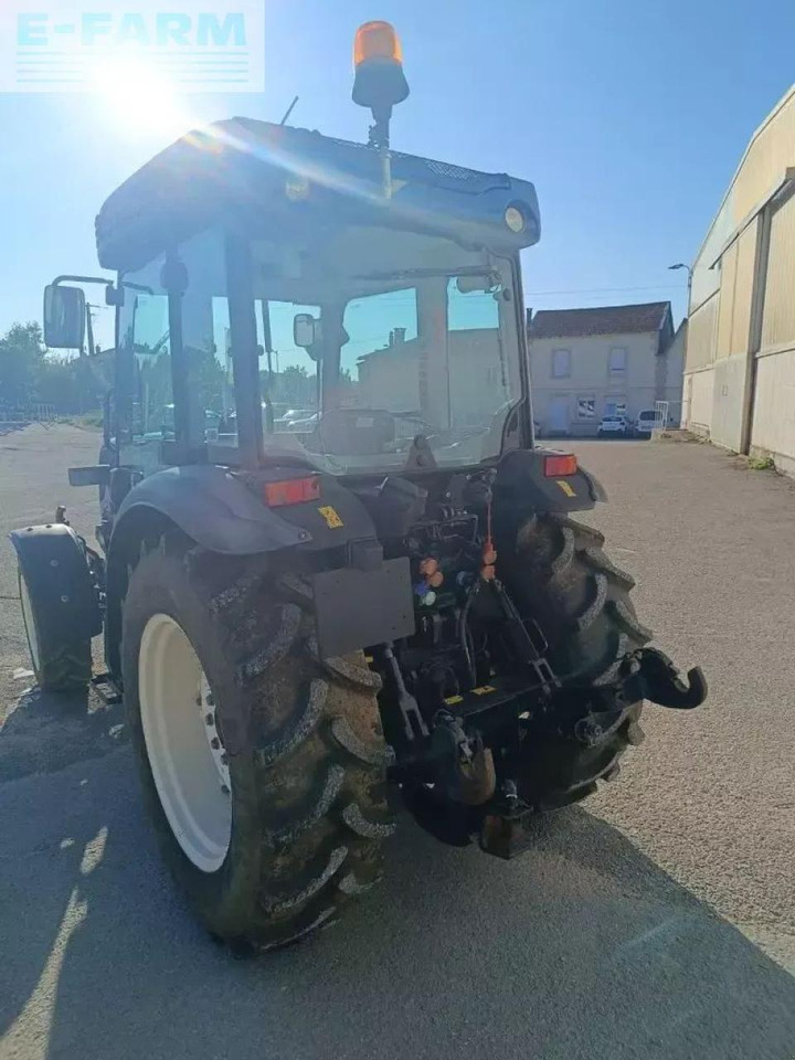 New Holland t4.80 f F - Tracteur agricole: photos 3 New Holland t4.80 f F - Tracteur agricole: photos 3