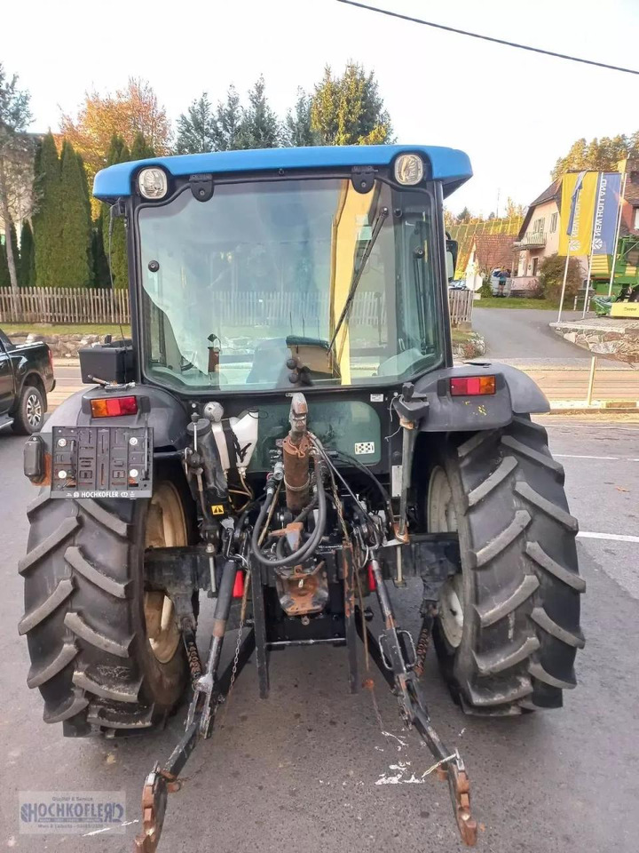 New Holland t4020 deluxe Deluxe - Tracteur agricole: photos 3 New Holland t4020 deluxe Deluxe - Tracteur agricole: photos 3