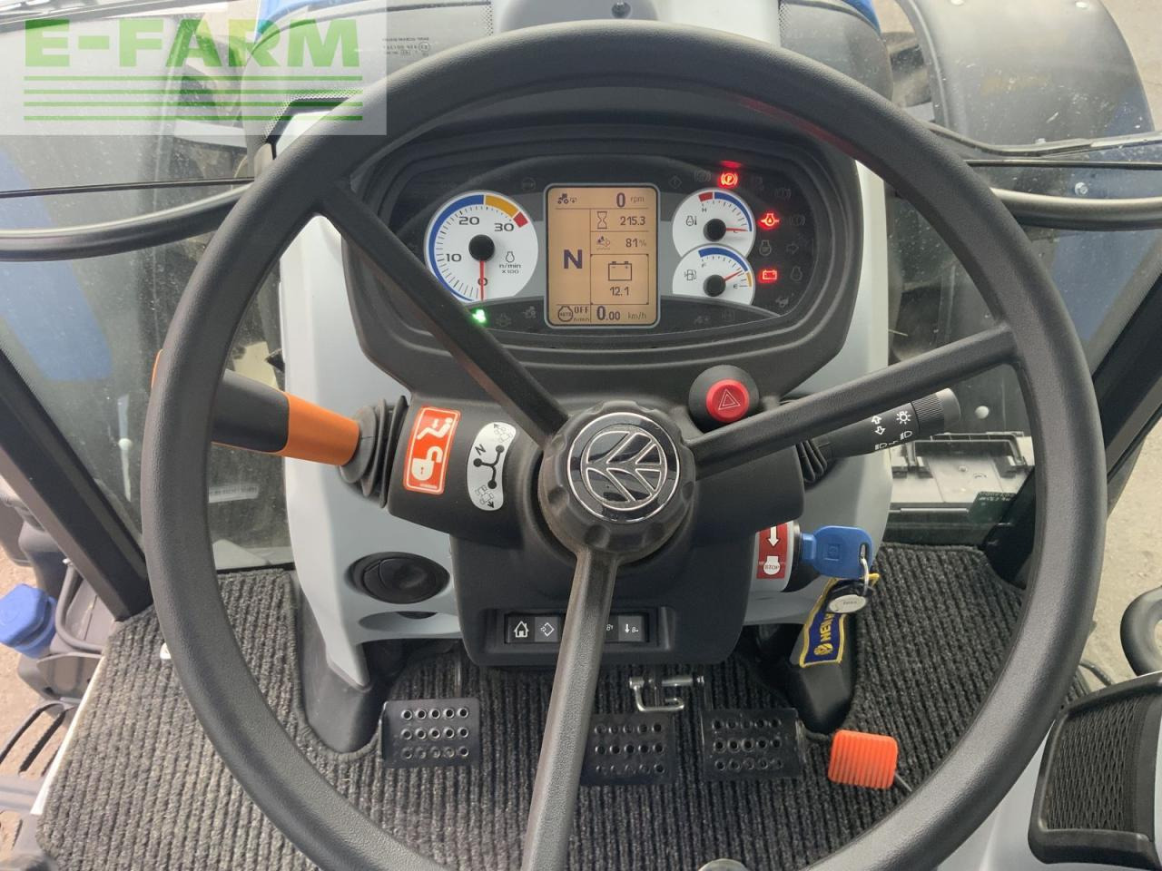 New Holland t5.110 dual command - Tracteur agricole: photos 5 New Holland t5.110 dual command - Tracteur agricole: photos 5