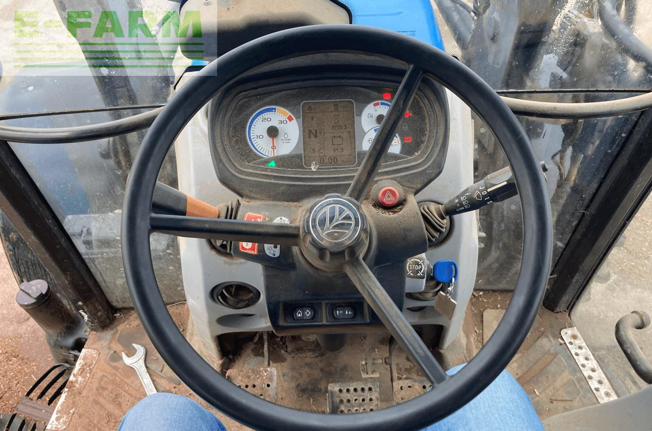 New Holland t5.115 - Tracteur agricole: photos 5 New Holland t5.115 - Tracteur agricole: photos 5
