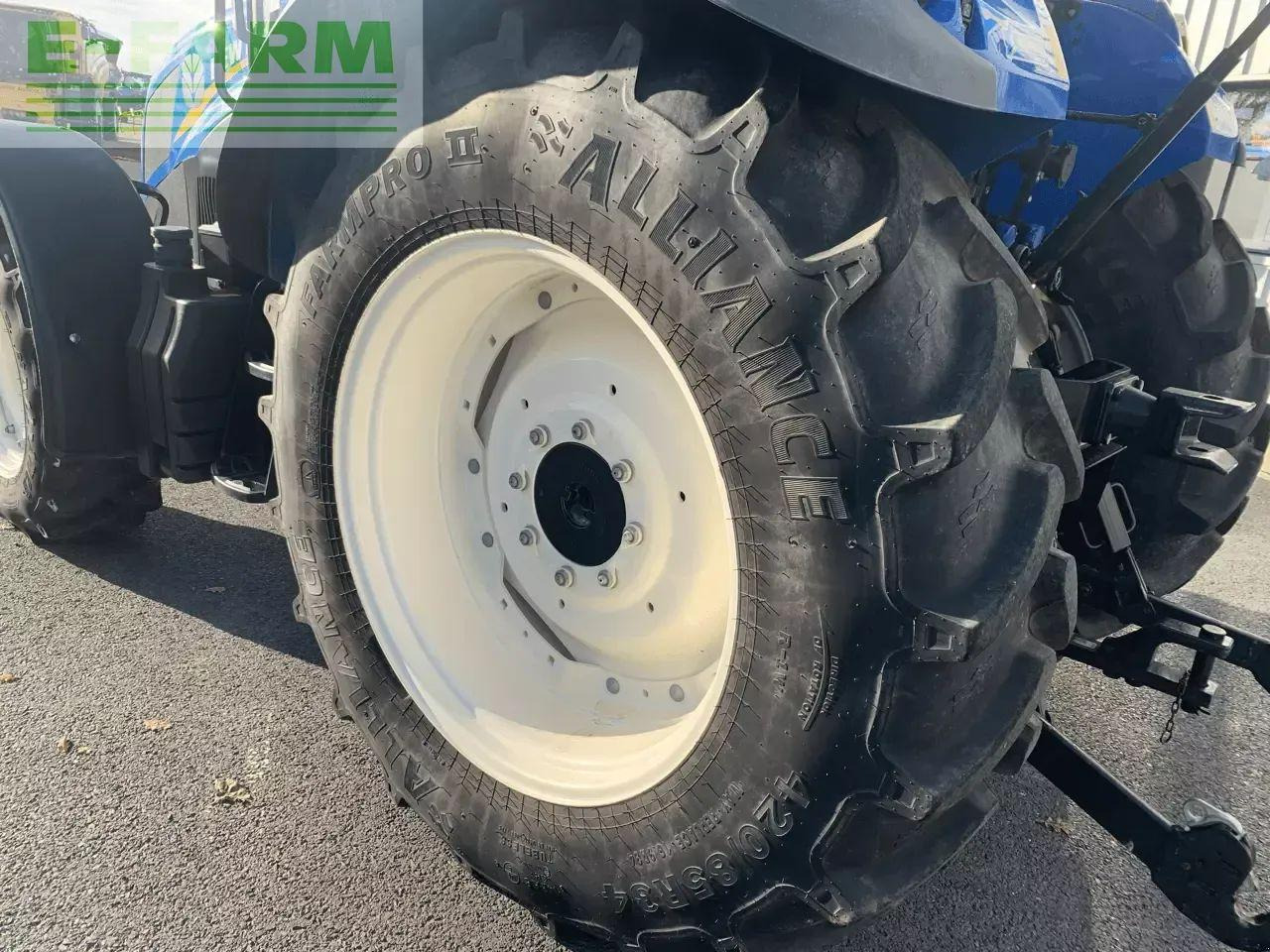 Tracteur agricole New Holland t5 85: photos 6 Tracteur agricole New Holland t5 85: photos 6