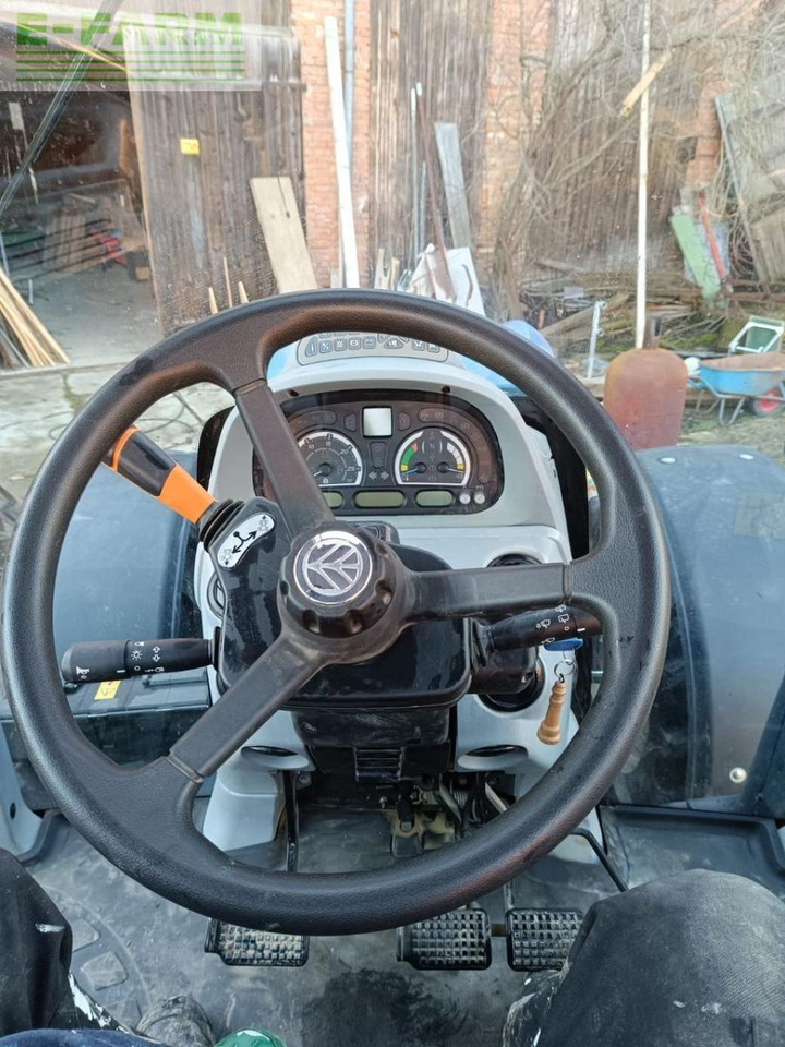 Tracteur agricole New Holland t6.145 dynamic command sidewinder ii: photos 10