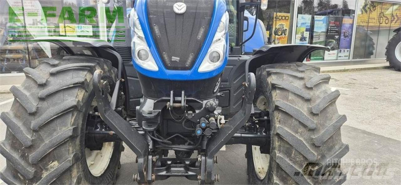 New Holland t6.160 auto command sidewinder ii (stage v) SideWinder II - Tracteur agricole: photos 3 New Holland t6.160 auto command sidewinder ii (stage v) SideWinder II - Tracteur agricole: photos 3
