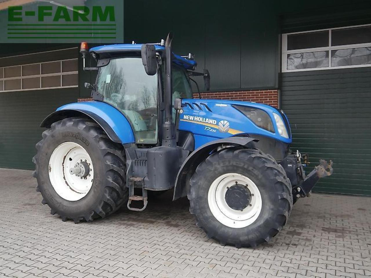 New Holland t7.230 autocommand - Tracteur agricole: photos 1 New Holland t7.230 autocommand - Tracteur agricole: photos 1