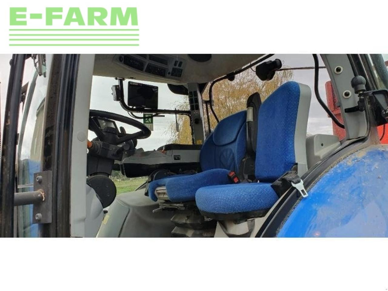 New Holland t7 250 - Tracteur agricole: photos 5 New Holland t7 250 - Tracteur agricole: photos 5