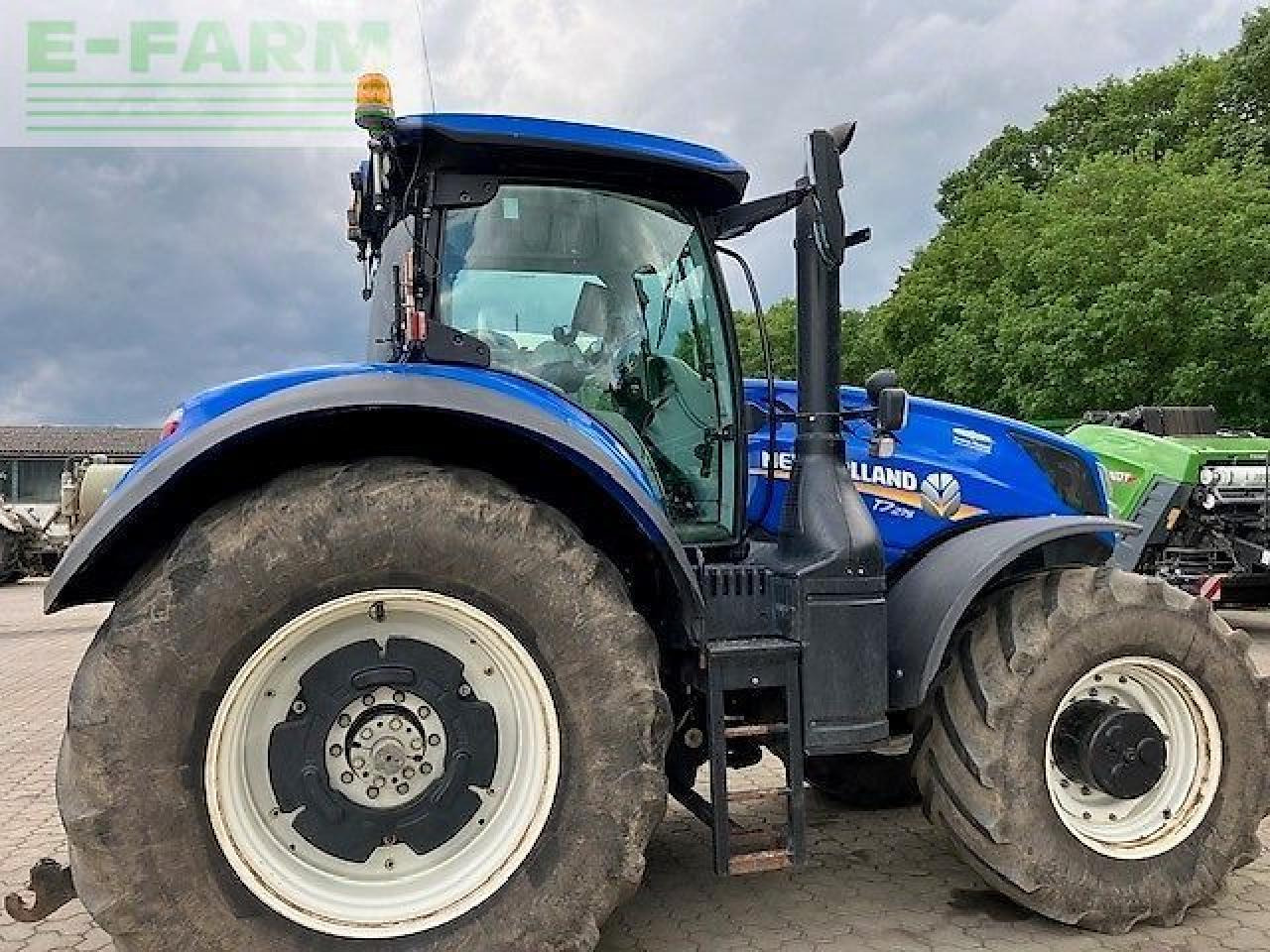 New Holland t7.250 - Tracteur agricole: photos 5 New Holland t7.250 - Tracteur agricole: photos 5