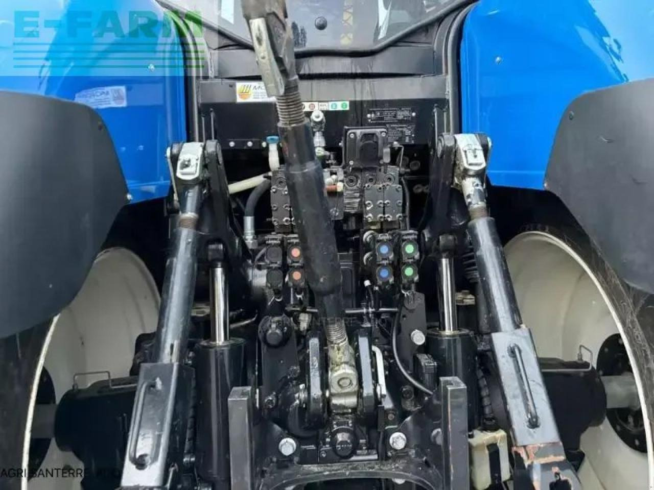 Tracteur agricole New Holland t7.315: photos 8 Tracteur agricole New Holland t7.315: photos 8