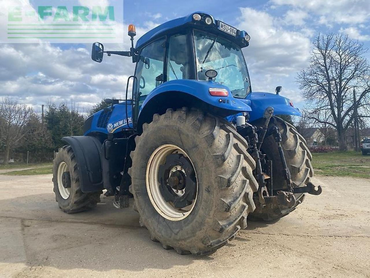 New Holland t8.390 - Tracteur agricole: photos 4 New Holland t8.390 - Tracteur agricole: photos 4