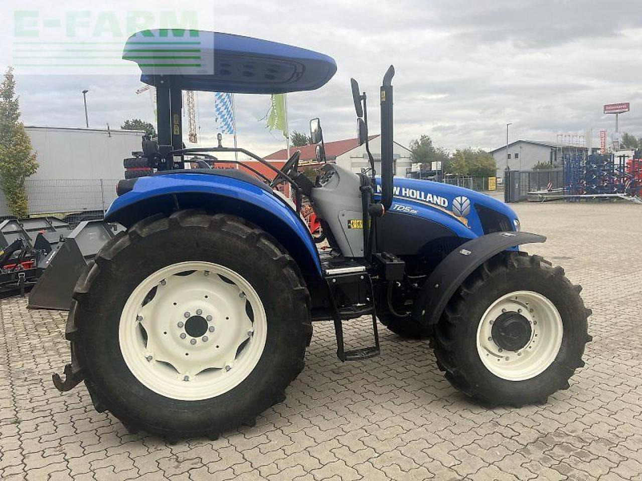 New Holland td 5.85 - Tracteur agricole: photos 3 New Holland td 5.85 - Tracteur agricole: photos 3