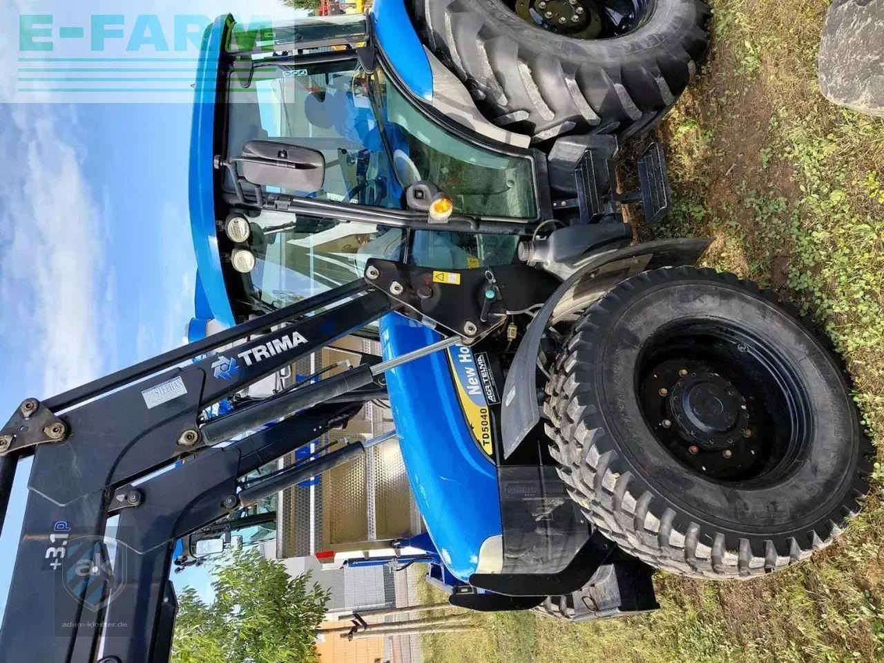 New Holland td5040 - Tracteur agricole: photos 5 New Holland td5040 - Tracteur agricole: photos 5