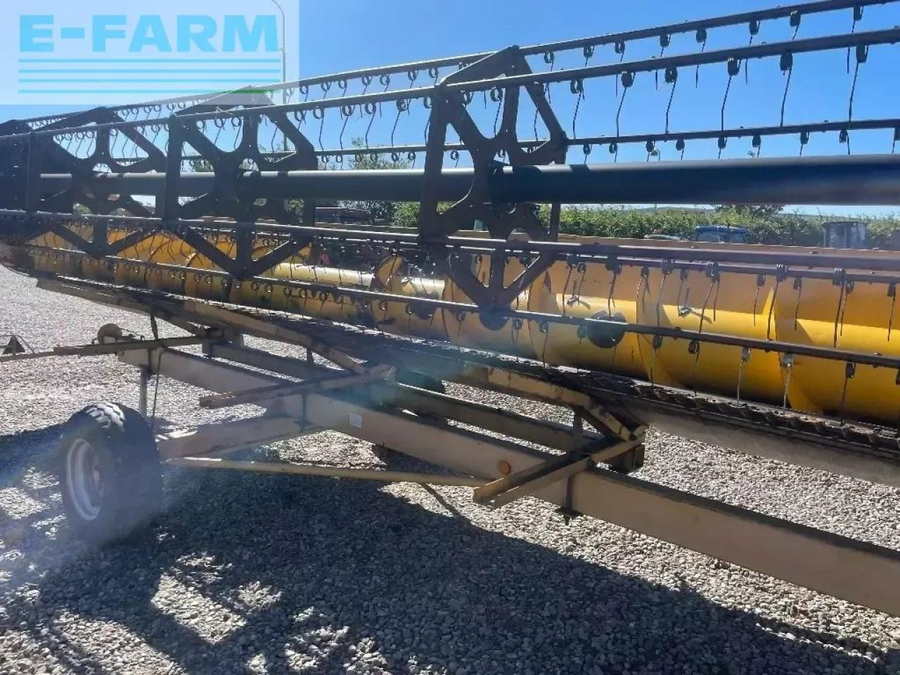 New Holland tx 66 - Moissonneuse-batteuse: photos 2 New Holland tx 66 - Moissonneuse-batteuse: photos 2