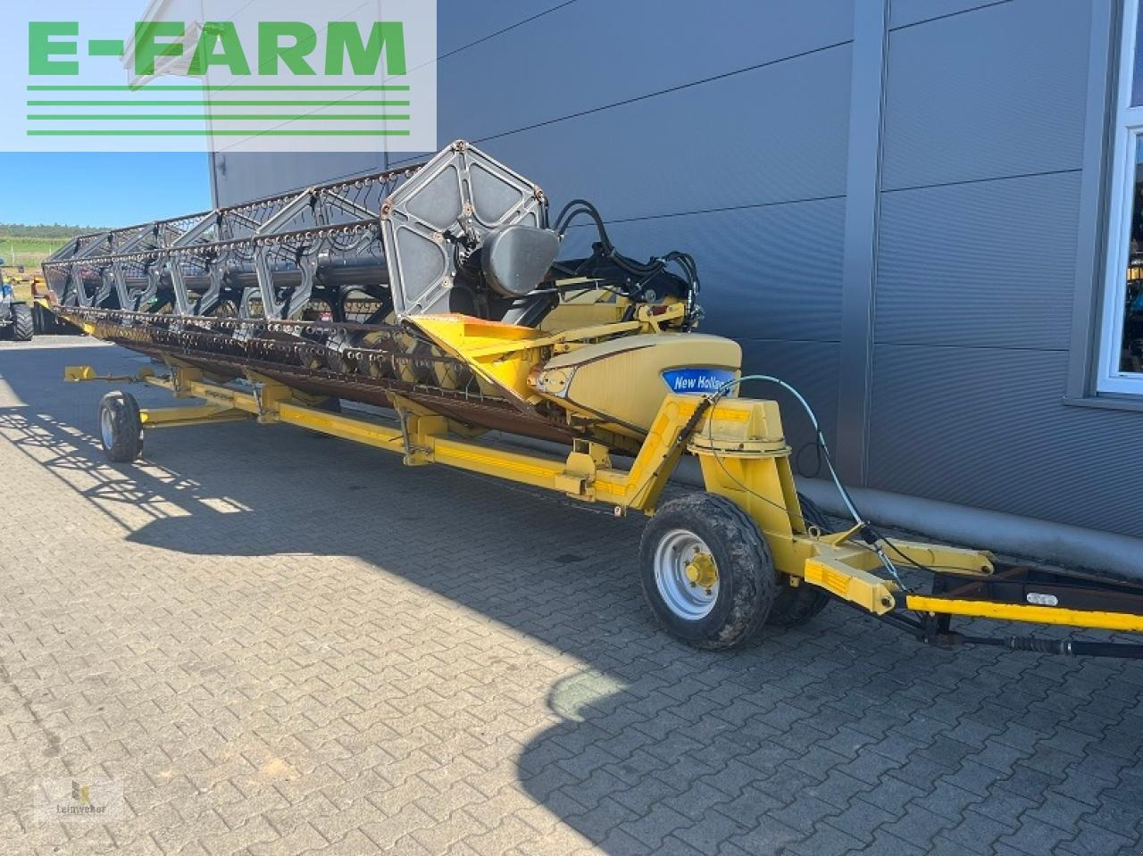 New Holland varifeed 30 v - Accessoire aux ensileuses: photos 1 New Holland varifeed 30 v - Accessoire aux ensileuses: photos 1