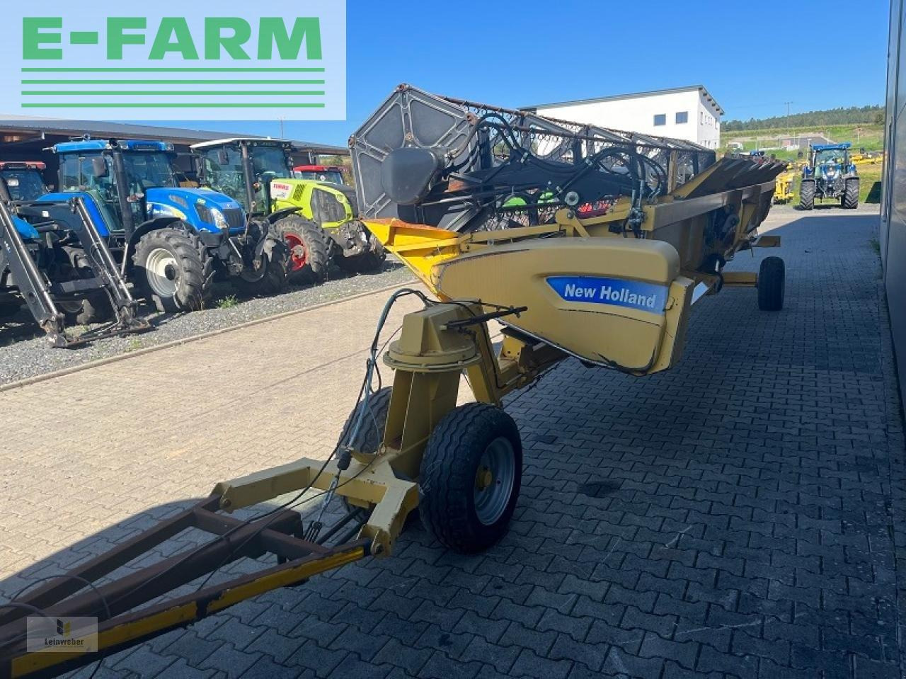 New Holland varifeed 30 v - Accessoire aux ensileuses: photos 2 New Holland varifeed 30 v - Accessoire aux ensileuses: photos 2