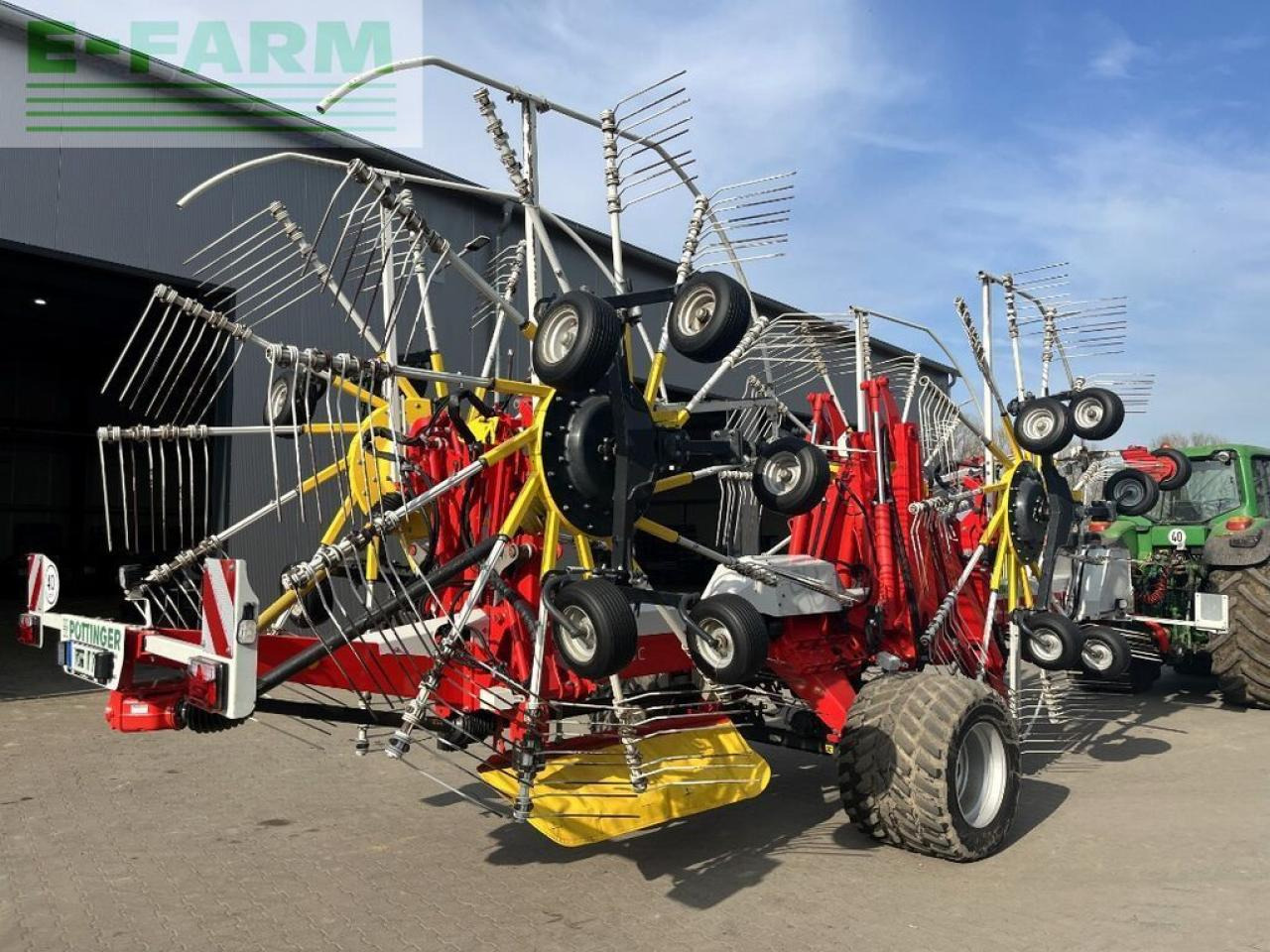 Pöttinger top 1403 c - Faneuse: photos 3 Pöttinger top 1403 c - Faneuse: photos 3