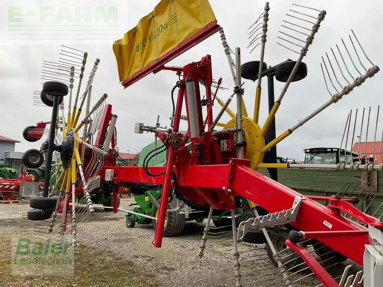 Pöttinger top 812 - Faneuse: photos 3 Pöttinger top 812 - Faneuse: photos 3