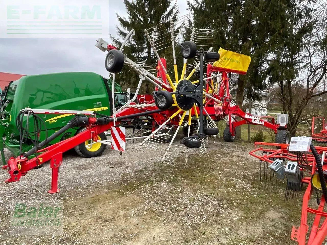 Pöttinger top 812 - Faneuse: photos 2 Pöttinger top 812 - Faneuse: photos 2