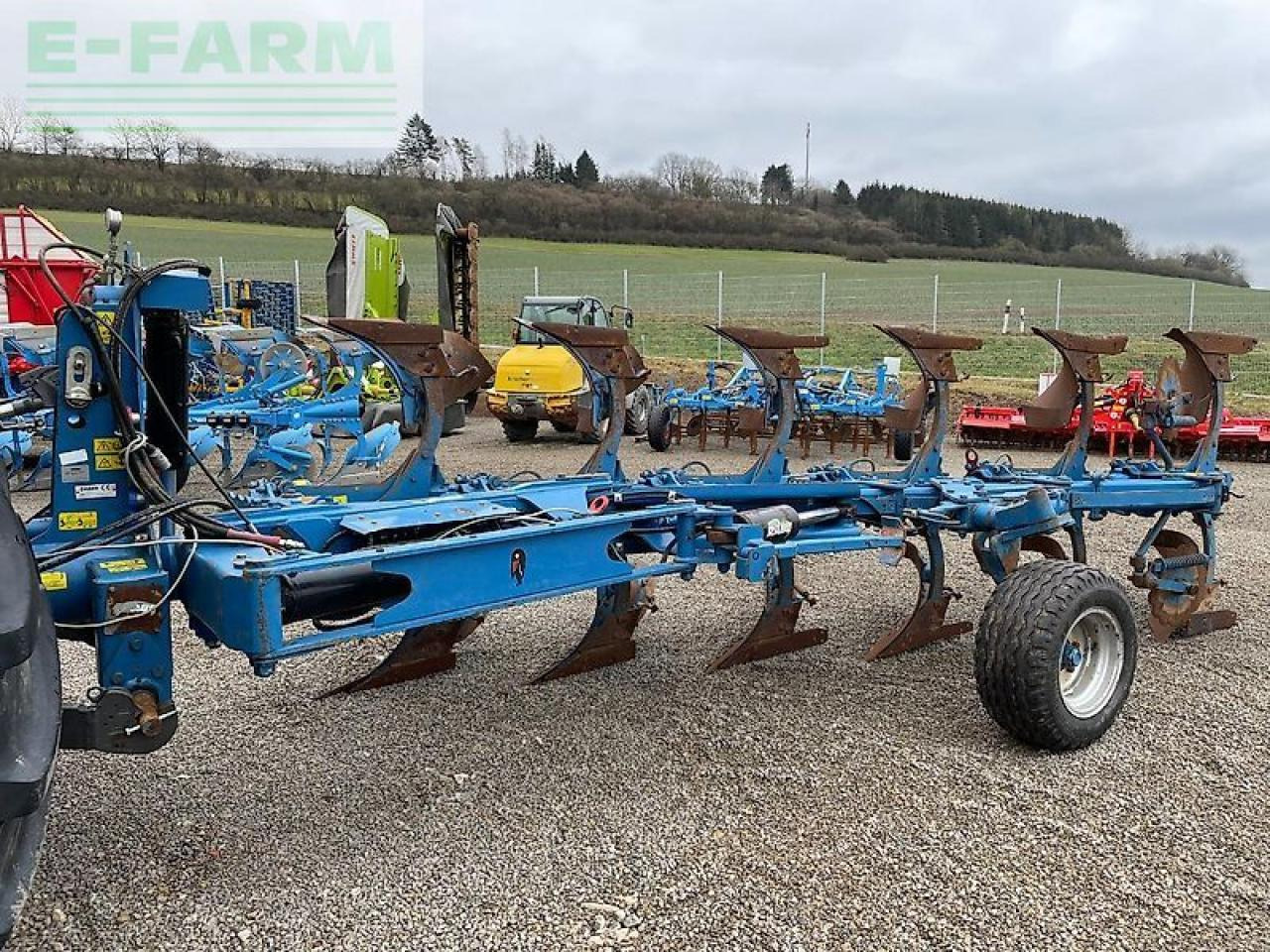 Rabe pavo vha 140 vi mit 6 körperpaaren vario auch onland möglich - Charrue: photos 2 Rabe pavo vha 140 vi mit 6 körperpaaren vario auch onland möglich - Charrue: photos 2