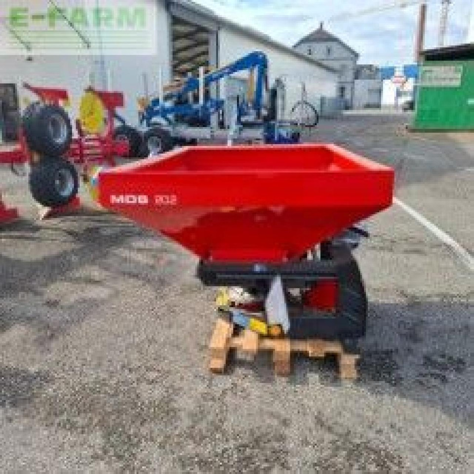 Rauch Düngestreuer MDS 20.2 - Distributeur d'engrais: photos 5 Rauch Düngestreuer MDS 20.2 - Distributeur d'engrais: photos 5