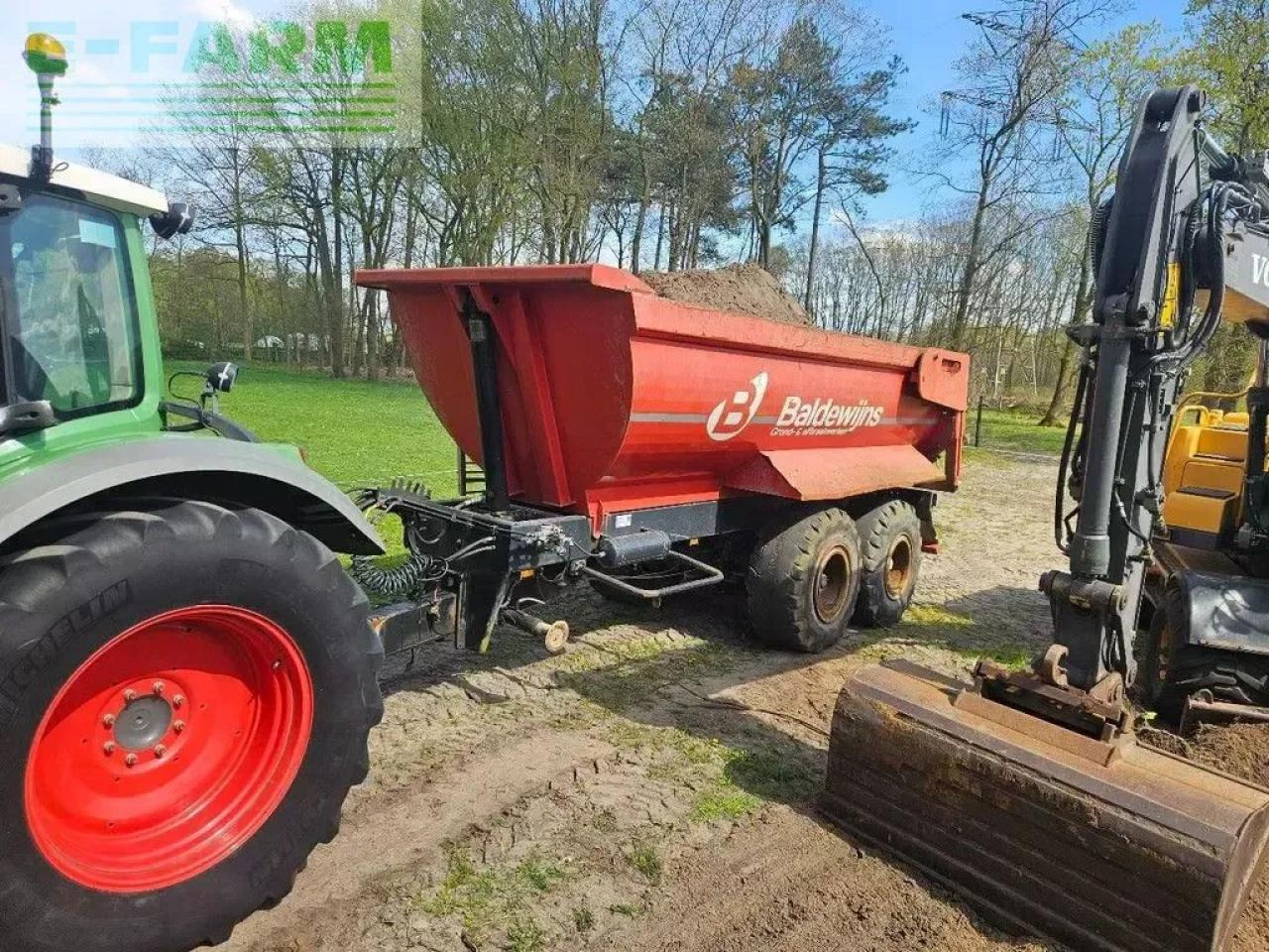 Rekord d23 grondkar kipper dumper zandkipper halfpipe krampe be-papiere - Benne agricole: photos 2 Rekord d23 grondkar kipper dumper zandkipper halfpipe krampe be-papiere - Benne agricole: photos 2