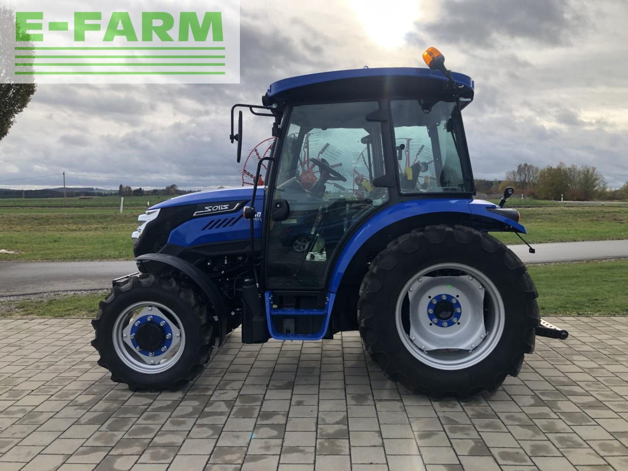 Solis 50 Stage V CAB - Tracteur agricole: photos 4 Solis 50 Stage V CAB - Tracteur agricole: photos 4