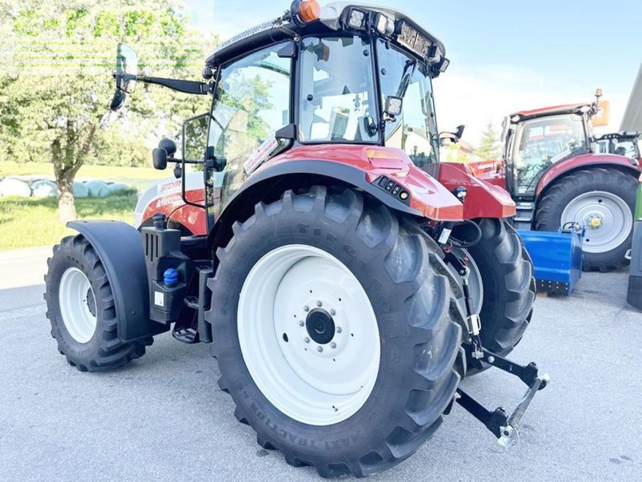 Steyr 4120 multi (stage v) - Tracteur agricole: photos 4 Steyr 4120 multi (stage v) - Tracteur agricole: photos 4