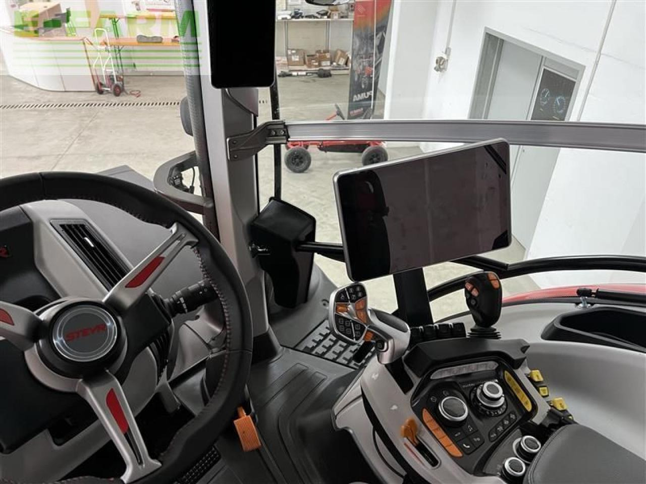Steyr 6300 terrus cvt (stage v) CVT - Tracteur agricole: photos 4 Steyr 6300 terrus cvt (stage v) CVT - Tracteur agricole: photos 4