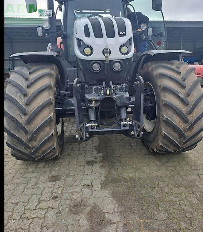 Steyr absolut cvt 6240 CVT - Tracteur agricole: photos 2 Steyr absolut cvt 6240 CVT - Tracteur agricole: photos 2
