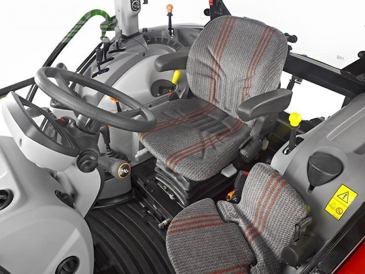 Steyr kompakt 4075s - Tracteur agricole: photos 4 Steyr kompakt 4075s - Tracteur agricole: photos 4