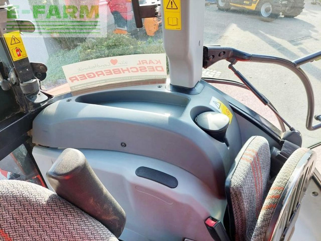 Steyr kompakt 4095 profi 2 - Tracteur agricole: photos 4 Steyr kompakt 4095 profi 2 - Tracteur agricole: photos 4