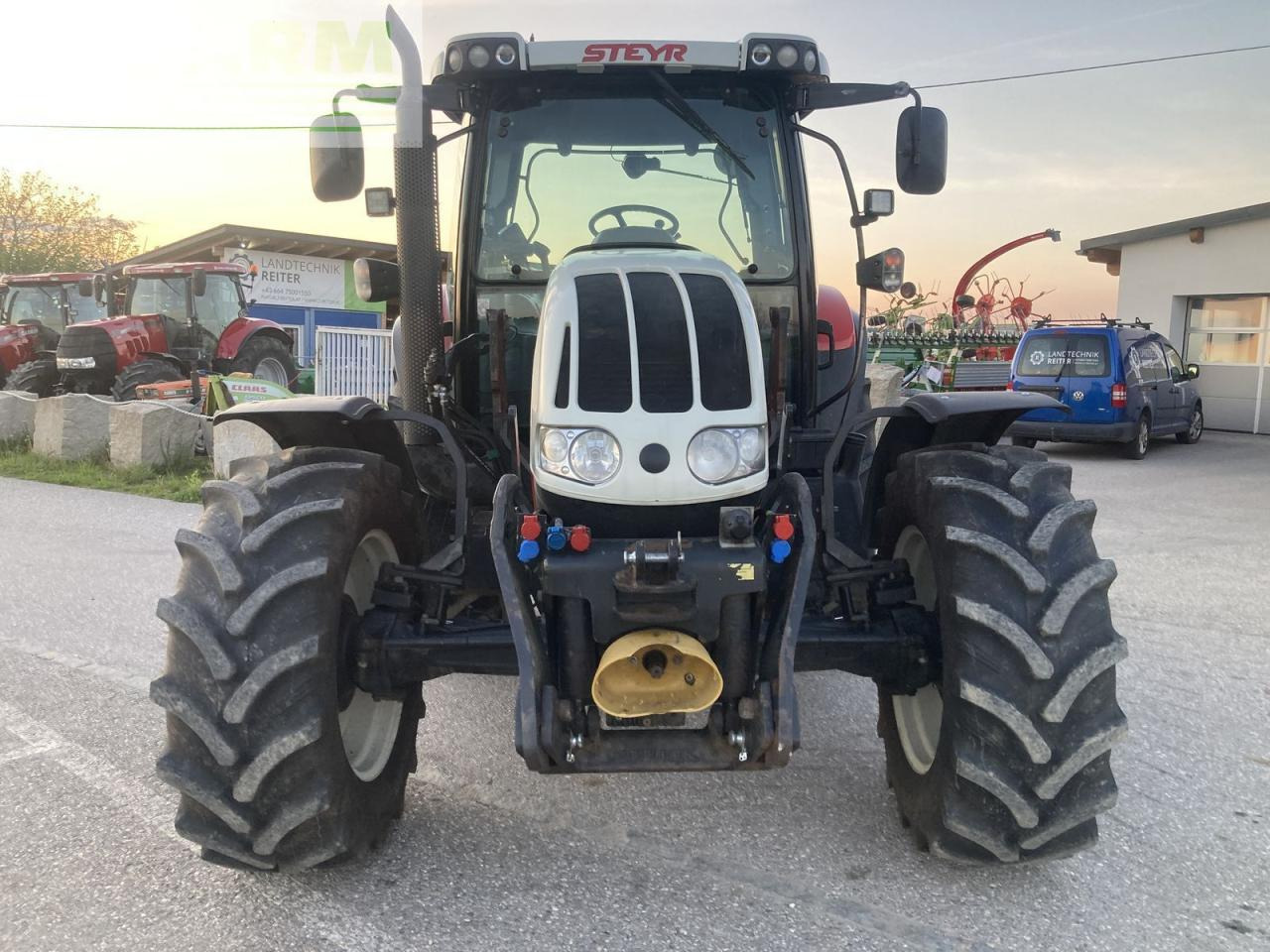 Steyr profi 4115 komfort - Tracteur agricole: photos 3 Steyr profi 4115 komfort - Tracteur agricole: photos 3