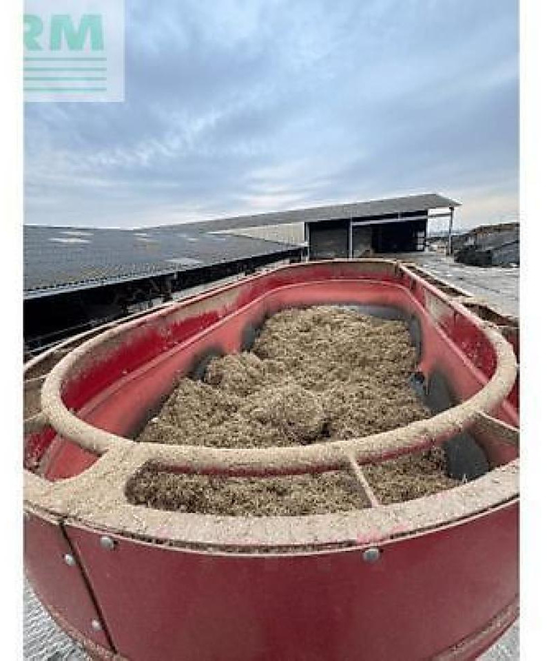 Strautmann verti mix 2401 - Matériel d'élevage: photos 4 Strautmann verti mix 2401 - Matériel d'élevage: photos 4