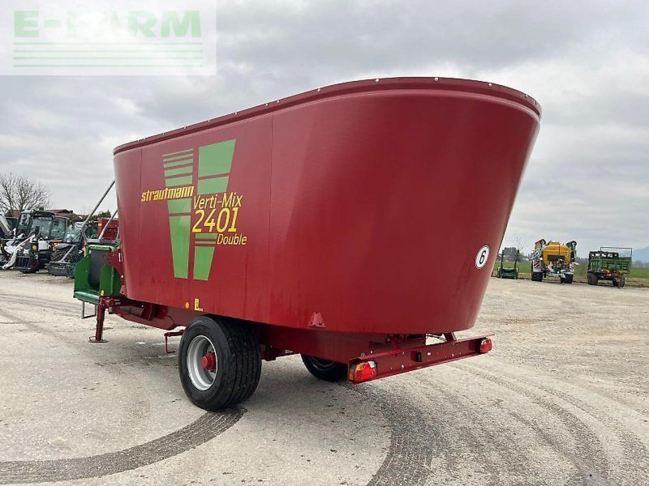 Strautmann verti mix 2401 double - Matériel d'élevage: photos 4 Strautmann verti mix 2401 double - Matériel d'élevage: photos 4