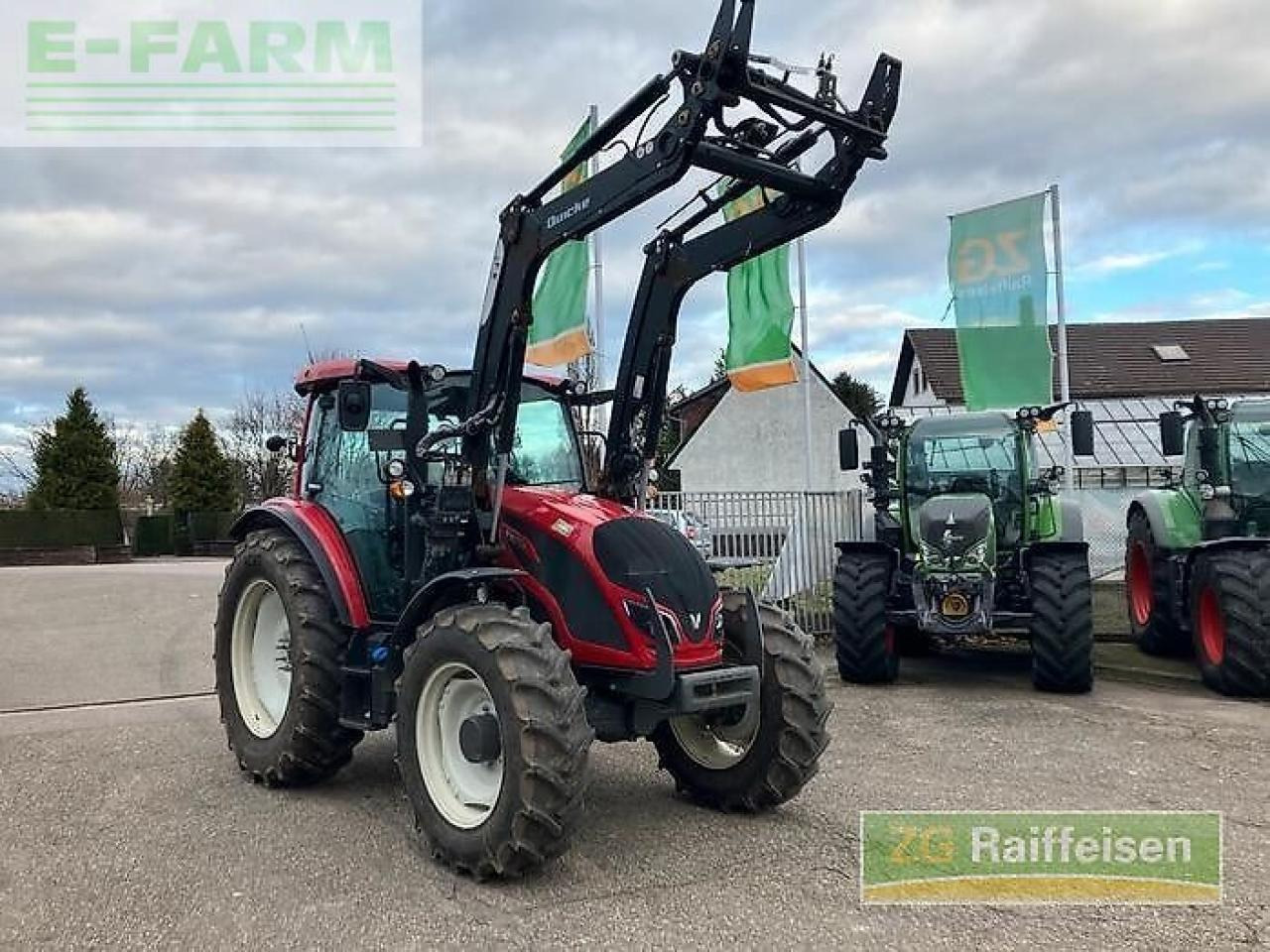 Valtra a104 mit frontlader - Tracteur agricole: photos 1 Valtra a104 mit frontlader - Tracteur agricole: photos 1