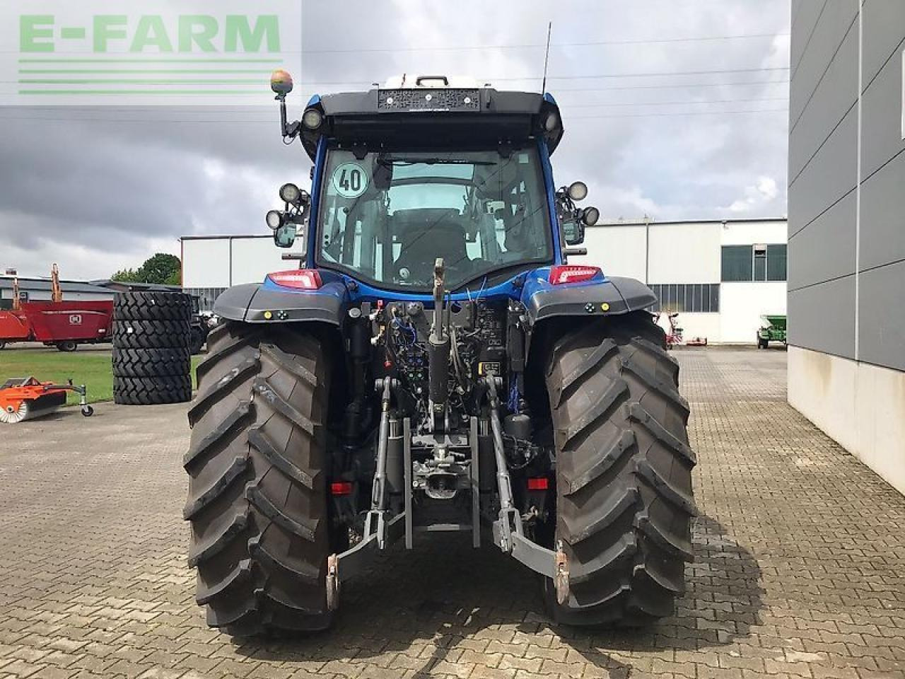 Valtra g135 - Tracteur agricole: photos 4 Valtra g135 - Tracteur agricole: photos 4