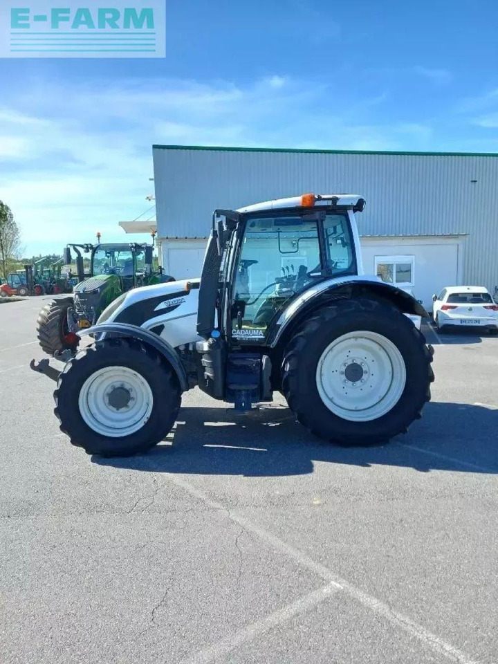 Valtra n 134 hitech HiTech - Tracteur agricole: photos 5 Valtra n 134 hitech HiTech - Tracteur agricole: photos 5