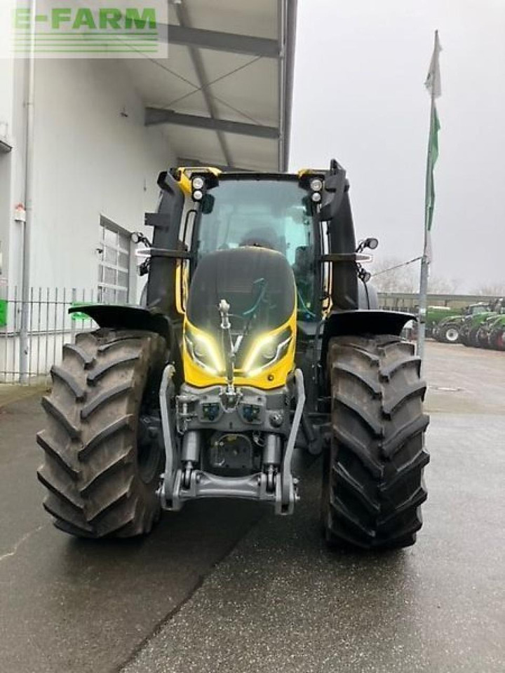 Valtra q305 - Tracteur agricole: photos 2 Valtra q305 - Tracteur agricole: photos 2