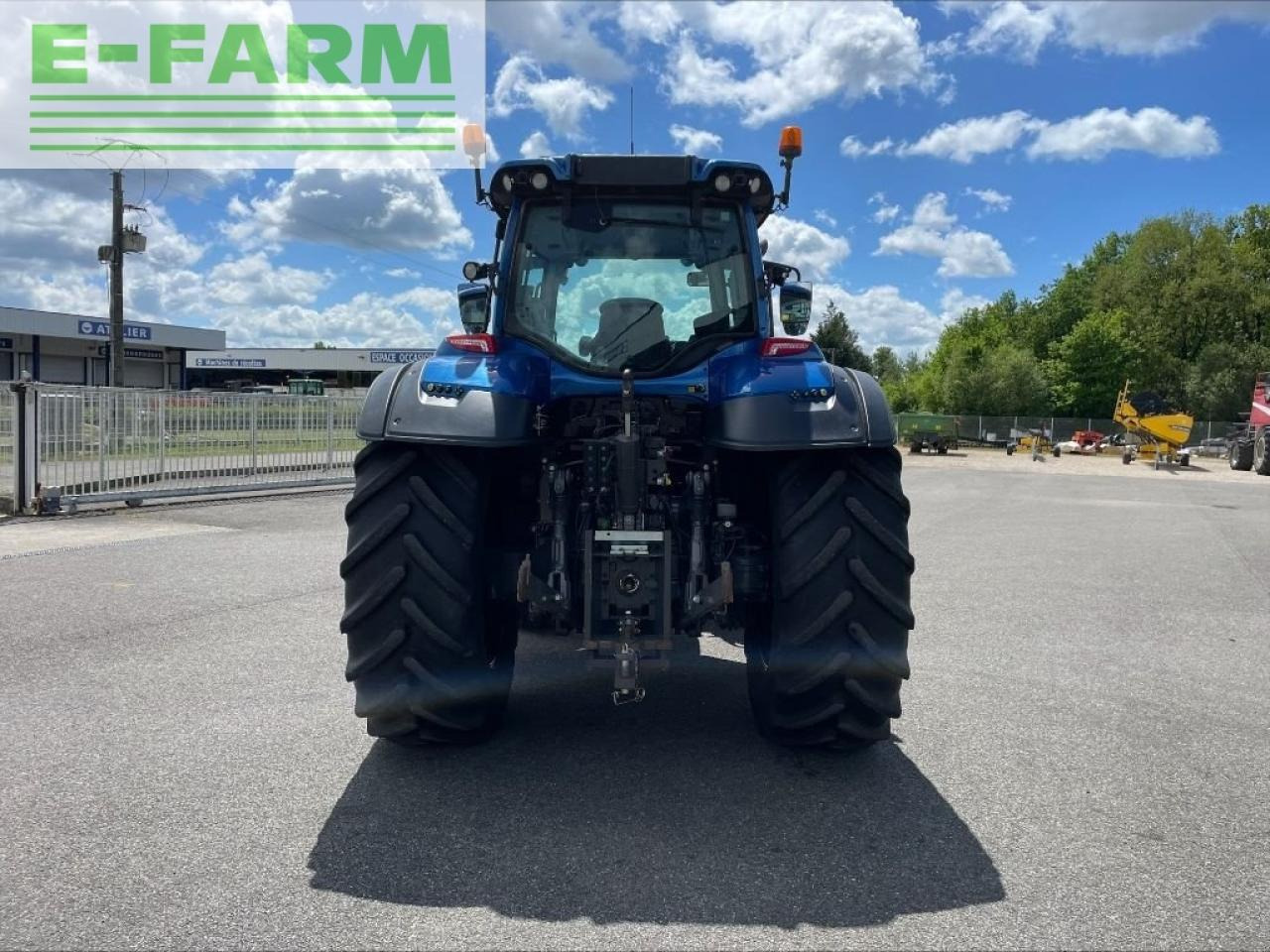 Tracteur agricole Valtra t 214 direct unlimited Direct: photos 6