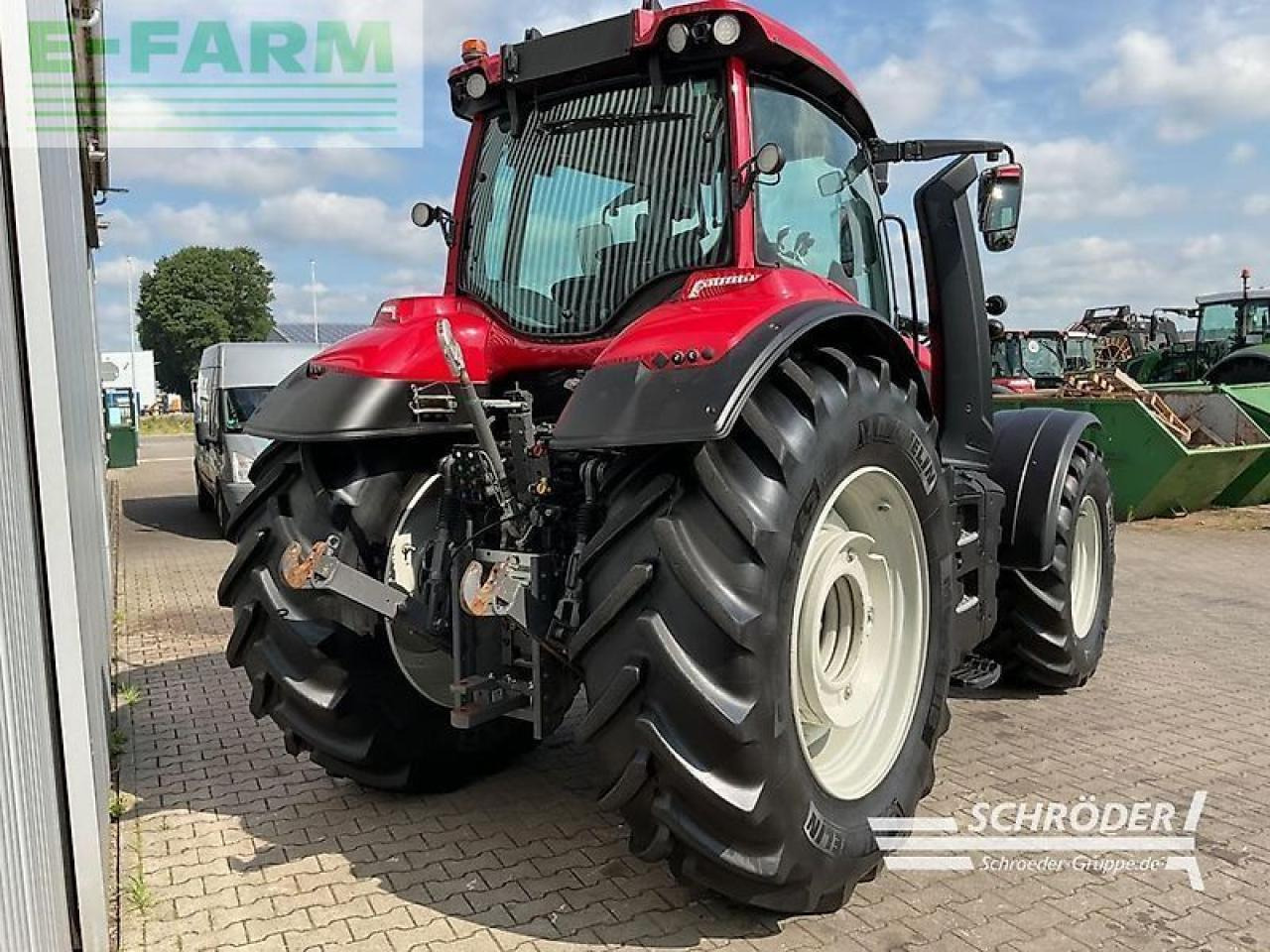 Valtra t 235 a - Tracteur agricole: photos 3 Valtra t 235 a - Tracteur agricole: photos 3