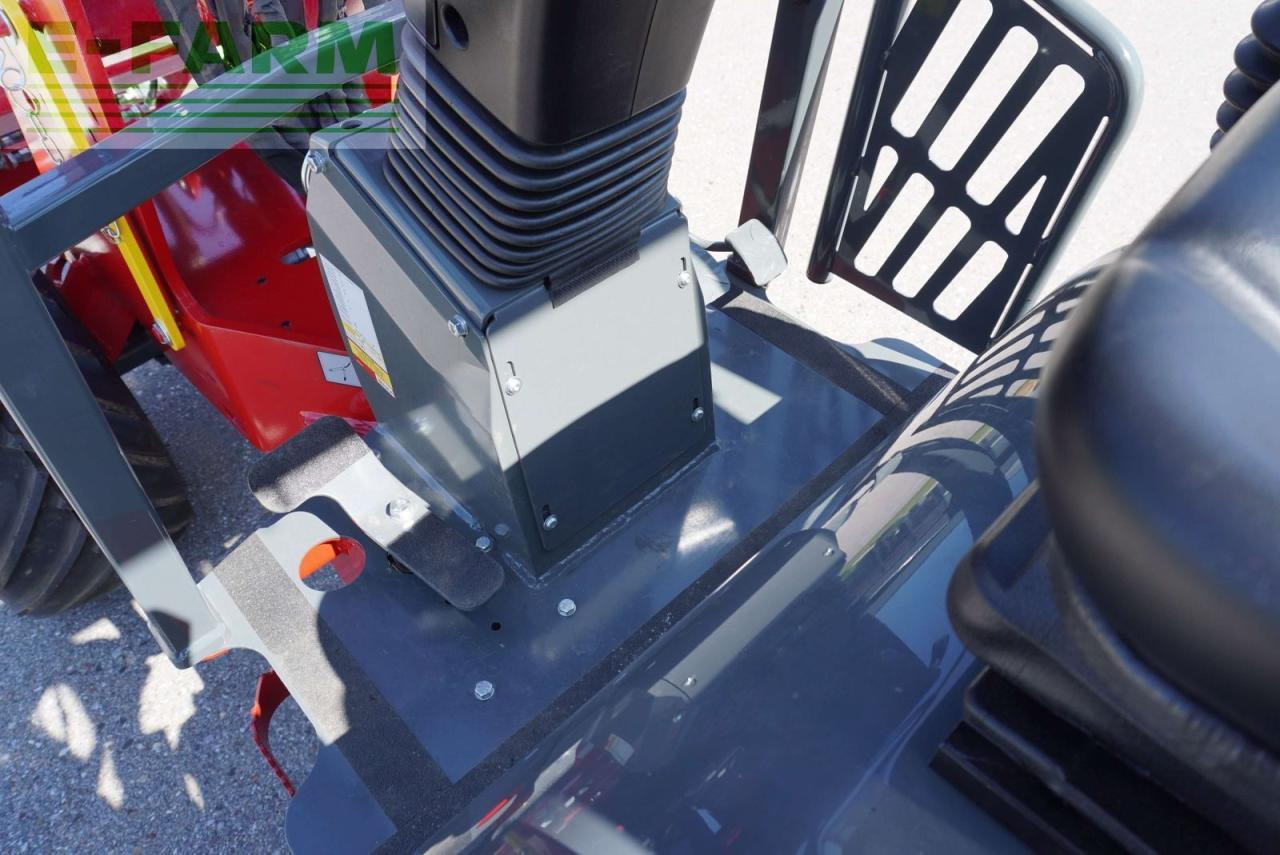 Mini pelle Weidemann 1140 light: photos 8