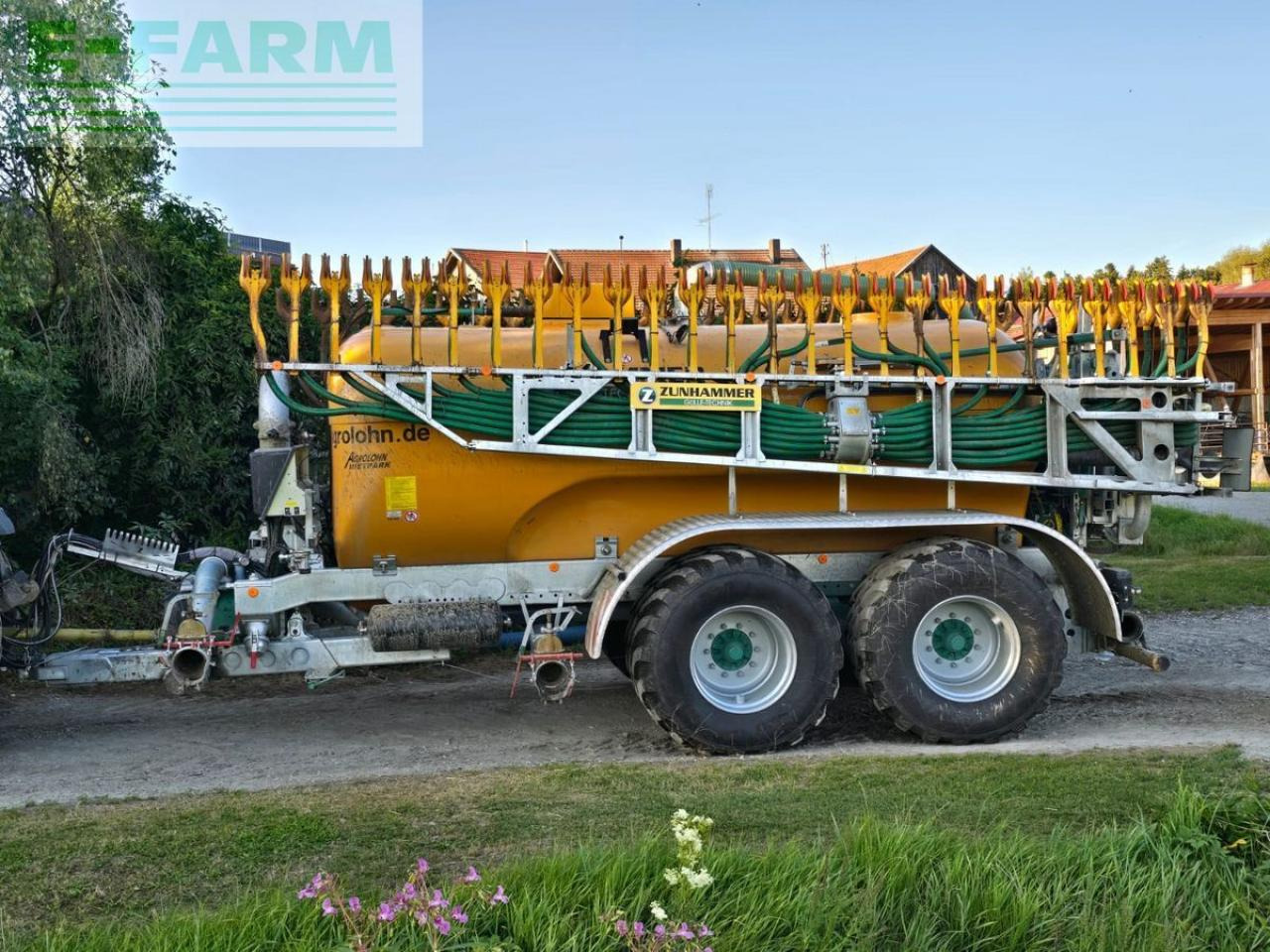 Zunhammer mke 12,5 pu mit 15m glidefix mit doppeldüse - Tonne à lisier: photos 1 Zunhammer mke 12,5 pu mit 15m glidefix mit doppeldüse - Tonne à lisier: photos 1