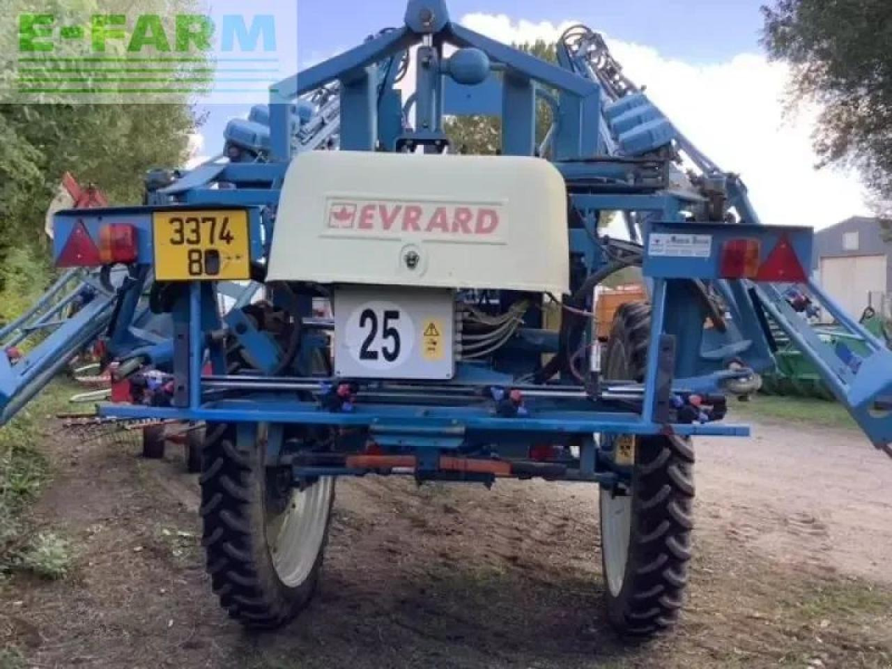 / meteor2500 - Pulvérisateur traîné: photos 4 / meteor2500 - Pulvérisateur traîné: photos 4