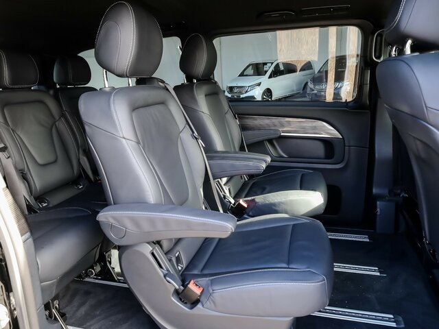 MERCEDES-BENZ EQV 300 Avantgarde Line,lang,7Sitze,2xKlima,LED... - Transport de personnes, Utilitaire électrique: photos 4 MERCEDES-BENZ EQV 300 Avantgarde Line,lang,7Sitze,2xKlima,LED... - Transport de personnes, Utilitaire électrique: photos 4