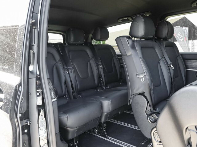 MERCEDES-BENZ EQV 300 Extralang,Avantgarde,8Sitze,2xelektr.Tür - Transport de personnes, Utilitaire électrique: photos 5 MERCEDES-BENZ EQV 300 Extralang,Avantgarde,8Sitze,2xelektr.Tür - Transport de personnes, Utilitaire électrique: photos 5